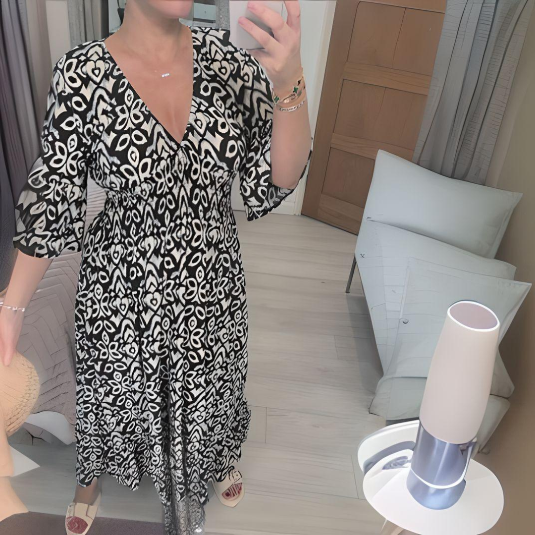 Women’s Maxi Dress – Flowing Fit – V-Neck – 3/4 Sleeves – Boho Print